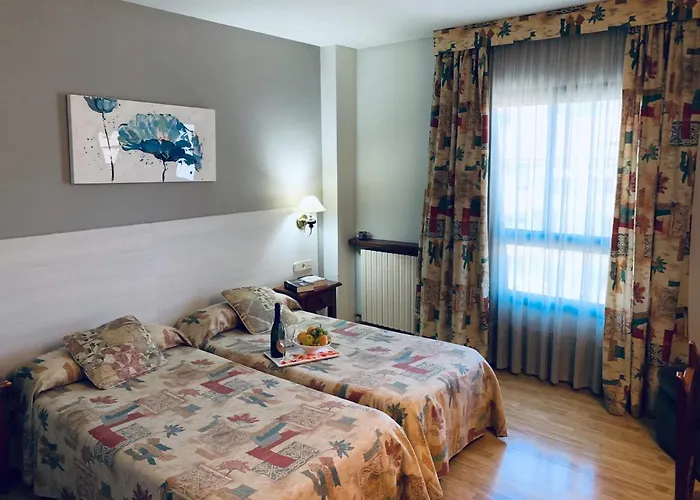 Boncompte Otel Ponts