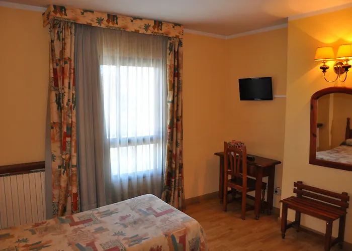 Otel Boncompte 2*