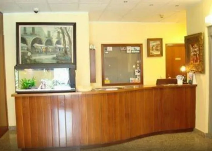Hotel Boncompte 2*